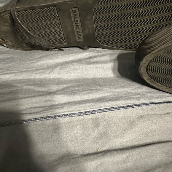 Size 12 no box excellent condition - Picture 1 of 10